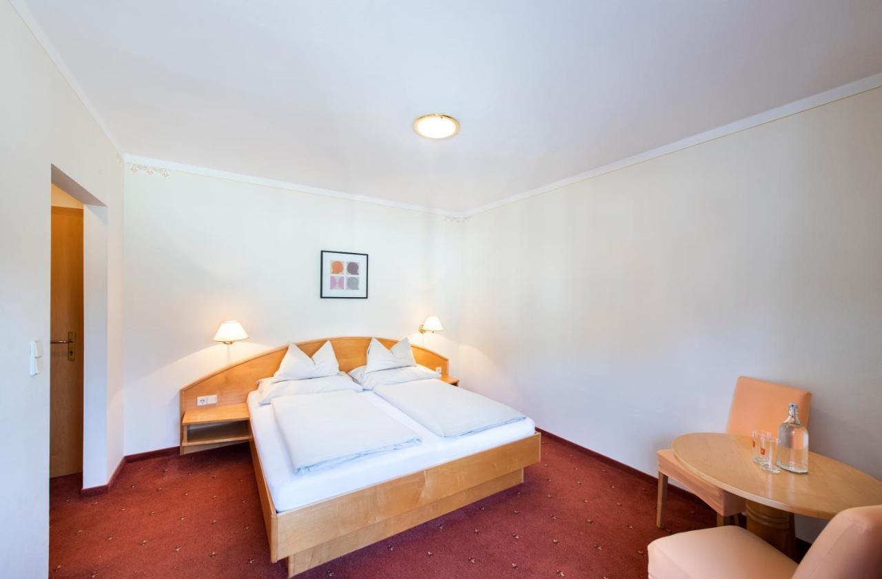 Hotel Altneudoerflerhof Bad Radkersburg Bagian luar foto