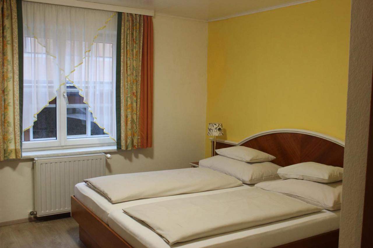 Hotel Altneudoerflerhof Bad Radkersburg Bagian luar foto